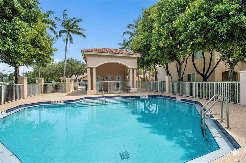 Image 28 of 31 For 8805 Isles Cir
