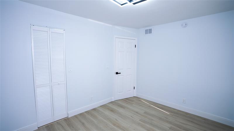 Image 11 of 25 For 9601 Sunrise Lakes Blvd  311