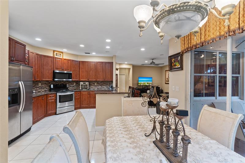 Image 17 of 52 For 16830 36th Ct