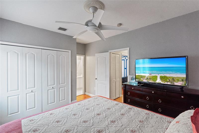 Image 39 of 52 For 16830 36th Ct