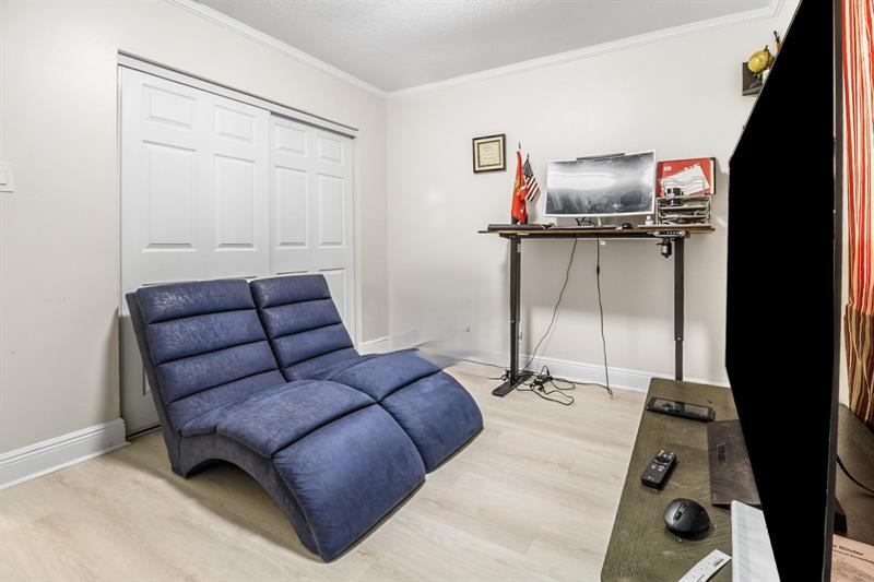 Image 25 of 33 For 7480 13th Ct