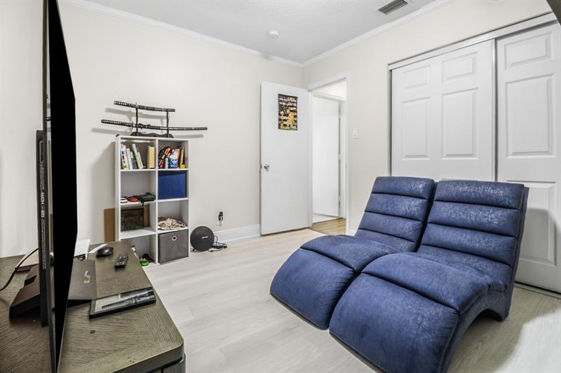 Image 26 of 33 For 7480 13th Ct