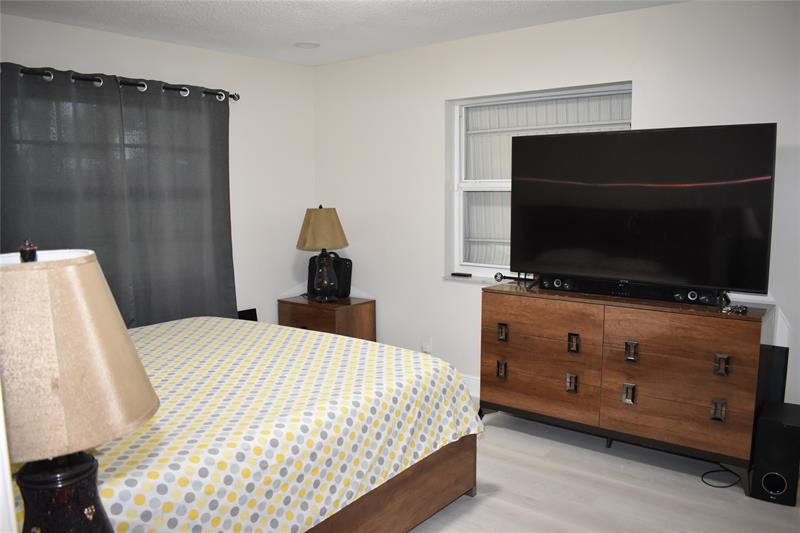 Image 9 of 16 For 7480 13th Ct