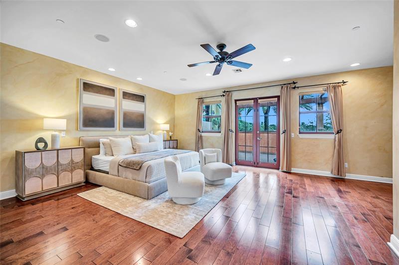 Image 10 of 81 For 1025 2nd Ct  1025