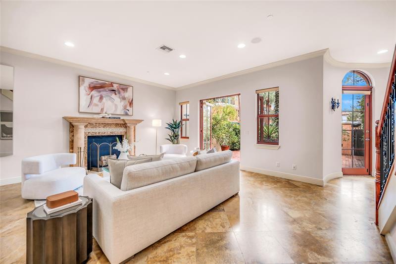 Image 18 of 81 For 1025 2nd Ct  1025