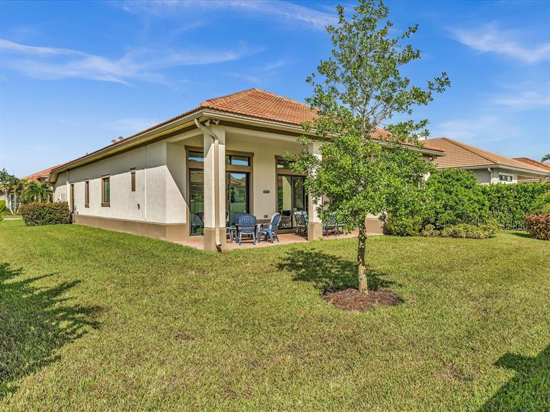 Image 31 of 98 For 8928 Bastille Cir