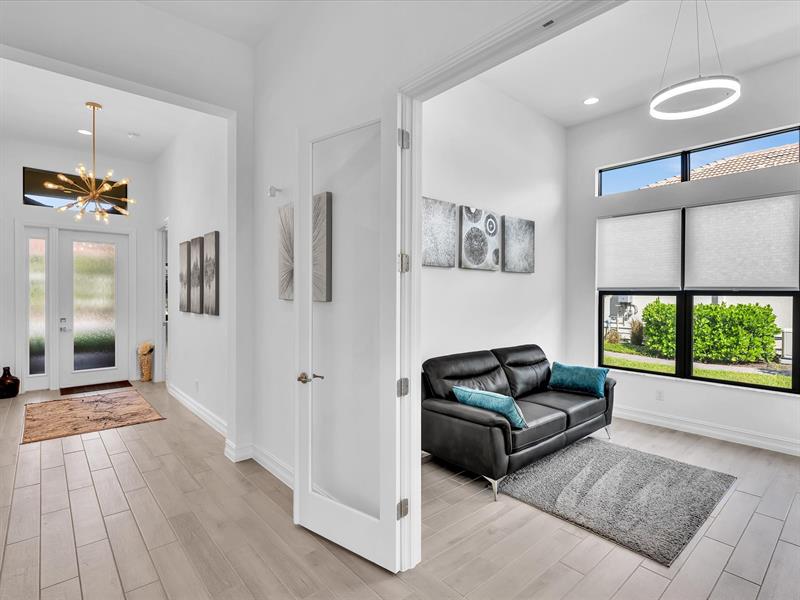 Image 45 of 98 For 8928 Bastille Cir