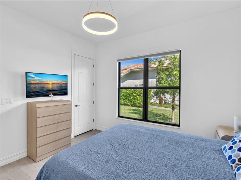 Image 56 of 98 For 8928 Bastille Cir