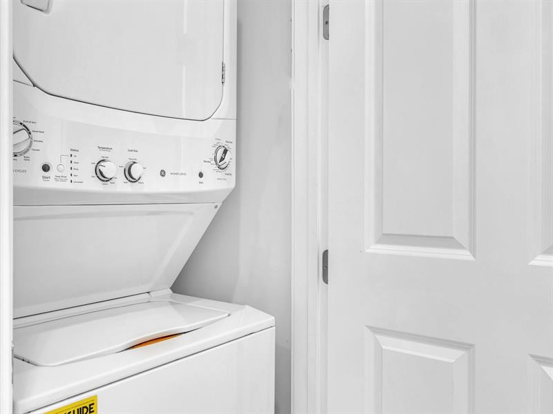 Image 59 of 98 For 8928 Bastille Cir