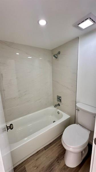 Image 19 of 24 For 927 Twin Lakes Dr  3-j