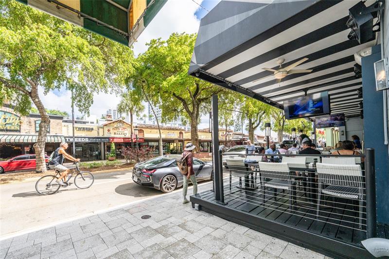 Image 28 of 38 For 1000 4th St  311