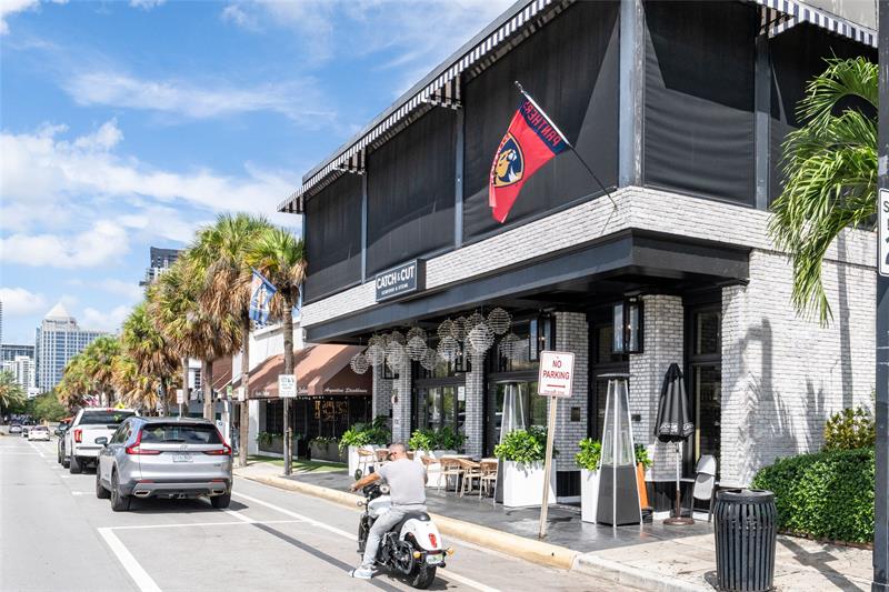 Image 33 of 38 For 1000 4th St  311