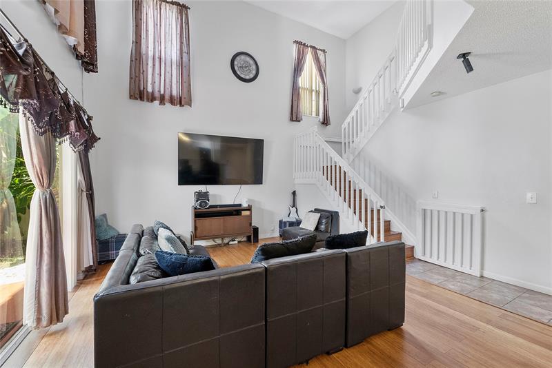 Image 11 of 57 For 11180 46th Dr