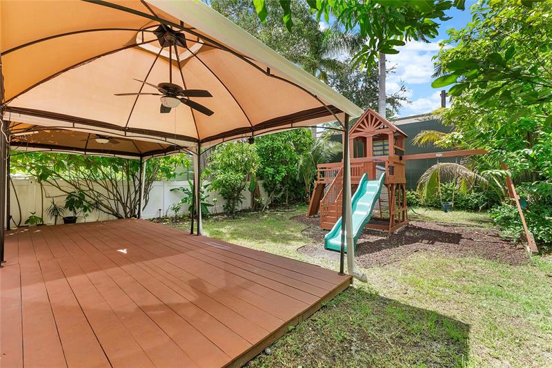 Image 29 of 57 For 11180 46th Dr