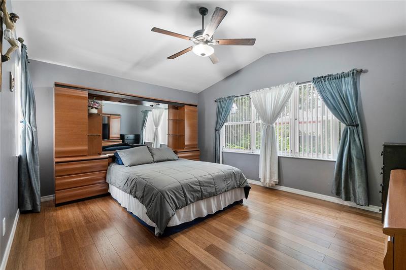 Image 33 of 57 For 11180 46th Dr