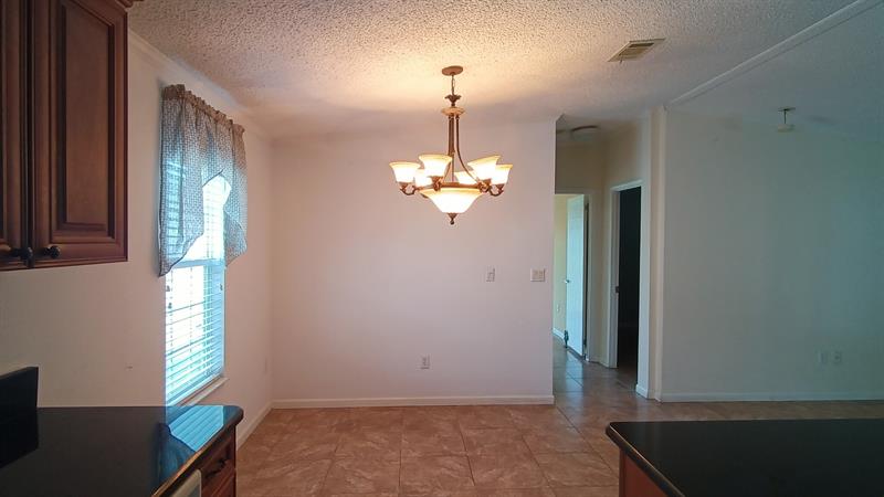 Image 22 of 48 For 8204 South St