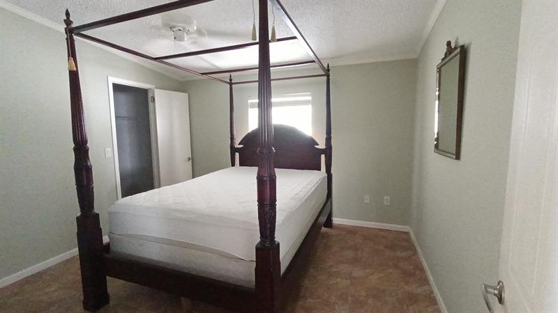 Image 33 of 48 For 8204 South St