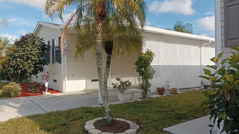 Image 4 of 48 For 8204 South St