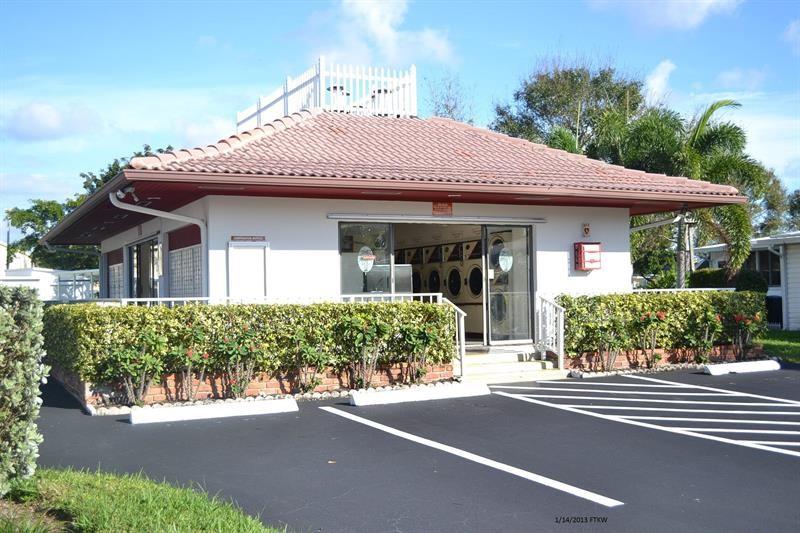 Image 45 of 48 For 8204 South St