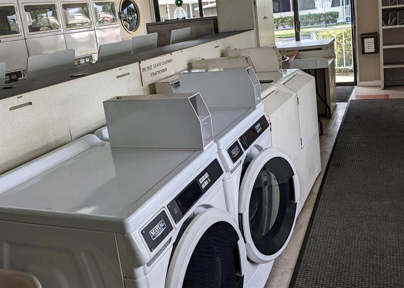 Image 46 of 48 For 8204 South St