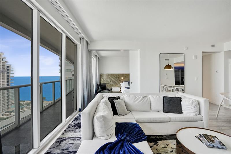 Image 19 of 30 For 3101 Bayshore  1806