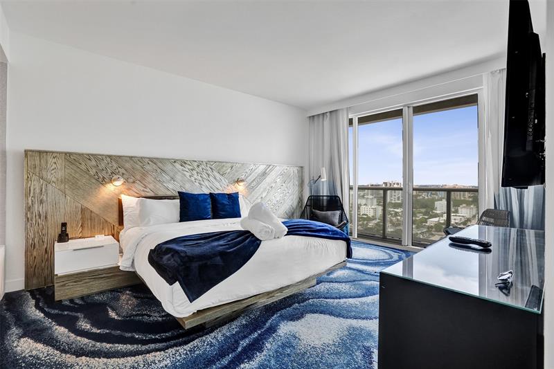 Image 24 of 30 For 3101 Bayshore  1806