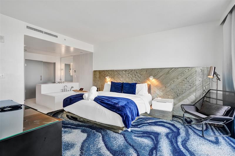 Image 25 of 30 For 3101 Bayshore  1806