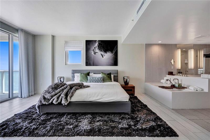 Image 4 of 18 For 3101 Bayshore  1806