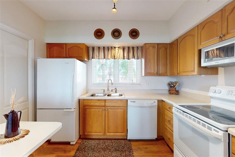 Image 8 of 53 For 5045 Harmony Cir  205