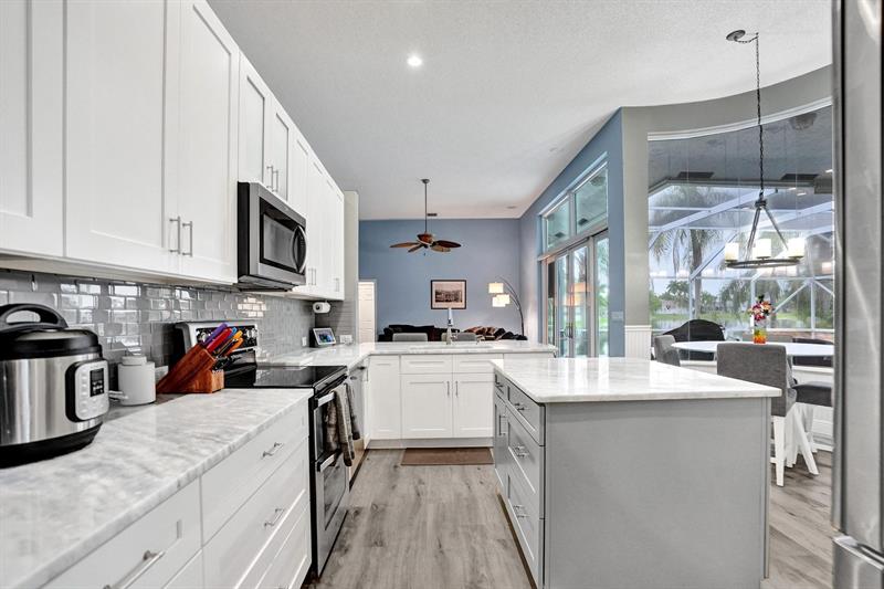 Image 10 of 58 For 4942 107th Ave