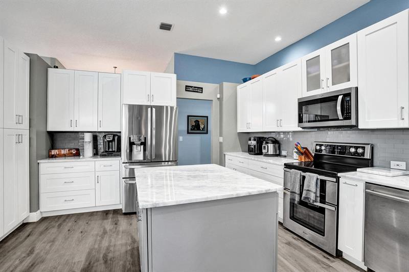Image 18 of 58 For 4942 107th Ave