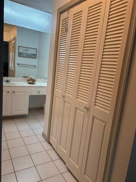 Image 22 of 27 For 6417 Bay Club Dr  3