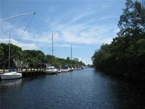 Image 5 of 27 For 6417 Bay Club Dr  3