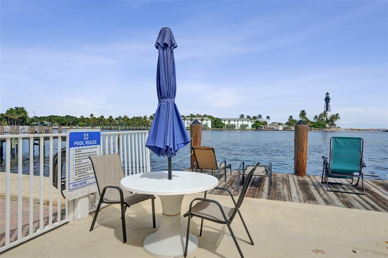 Image 27 of 43 For 2508 Bay Dr  303