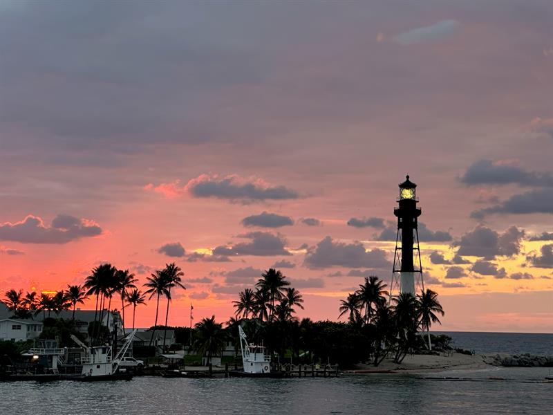 Image 6 of 43 For 2508 Bay Dr  303