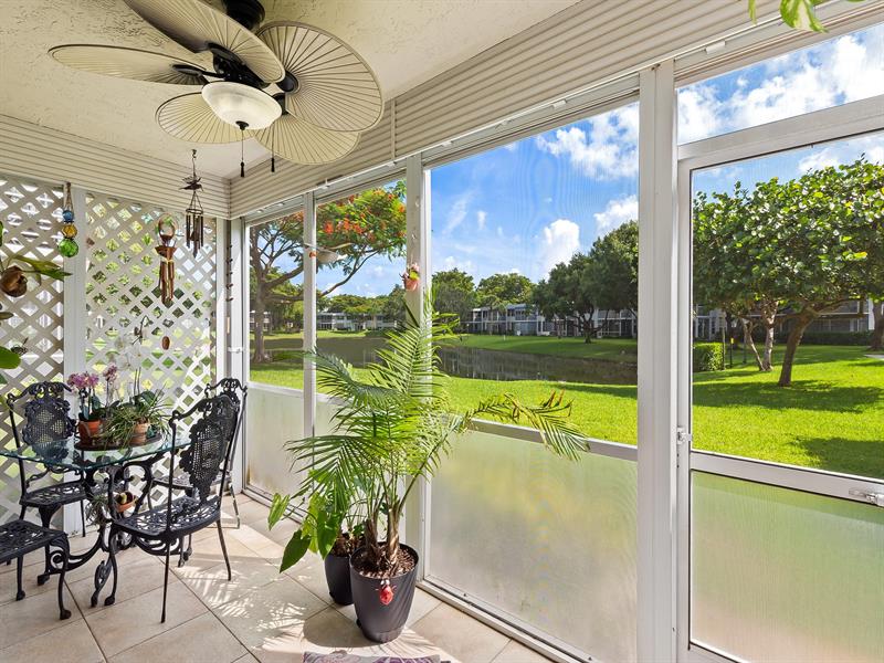 Image 18 of 22 For 4221 Palm Aire Dr  102