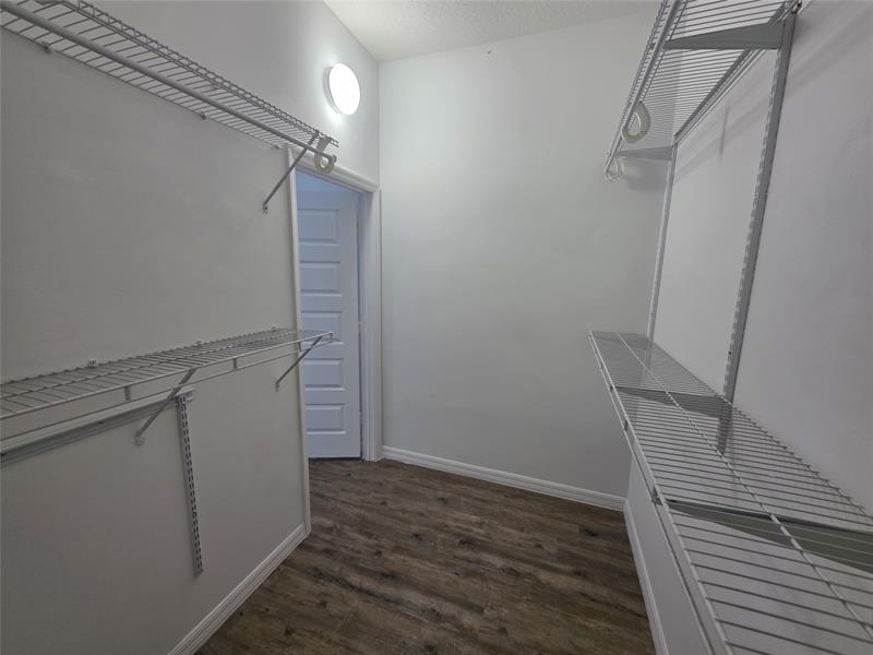 Image 11 of 27 For 19117 8th Ct