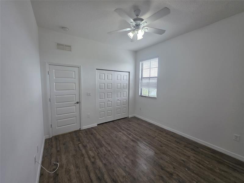 Image 15 of 27 For 19117 8th Ct