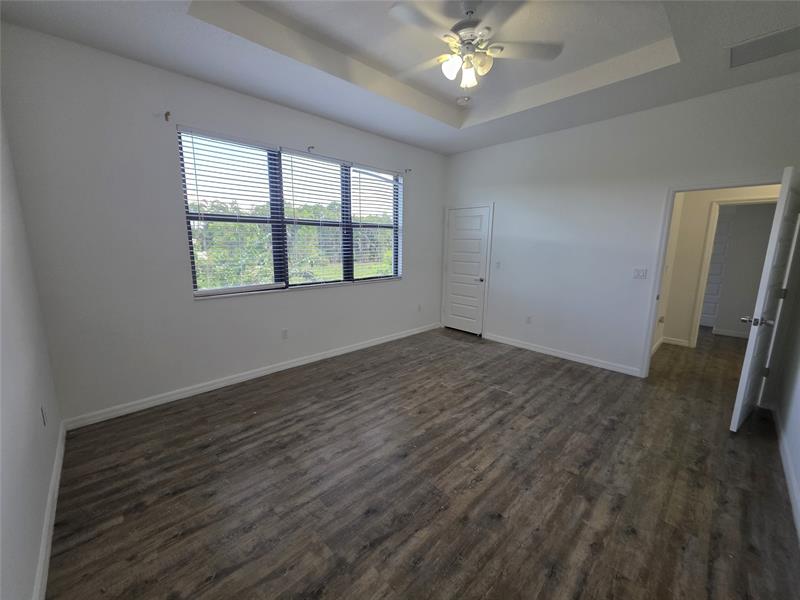 Image 9 of 27 For 19117 8th Ct