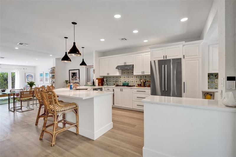 Image 21 of 90 For 3206 Robbins Rd