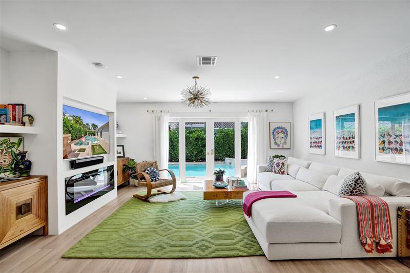 Image 34 of 90 For 3206 Robbins Rd