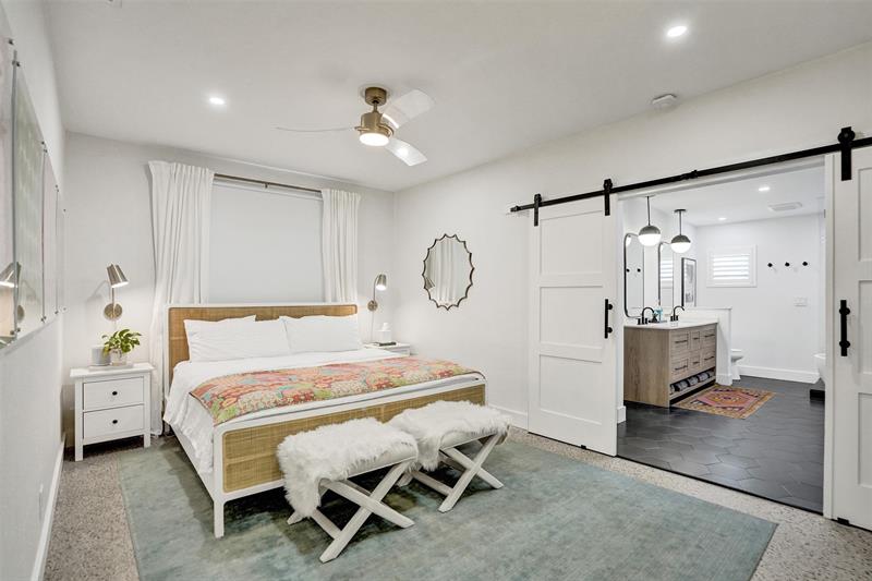 Image 38 of 90 For 3206 Robbins Rd