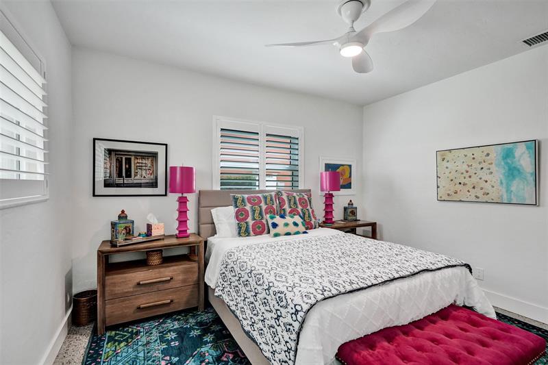 Image 47 of 90 For 3206 Robbins Rd