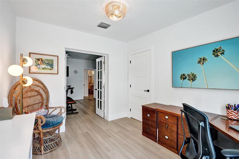 Image 58 of 90 For 3206 Robbins Rd