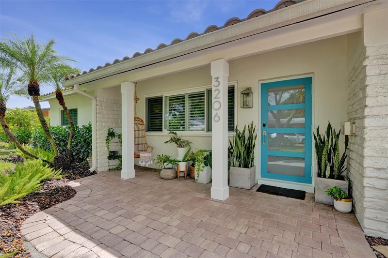 Image 6 of 90 For 3206 Robbins Rd