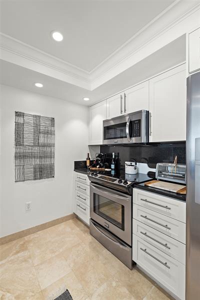 Image 10 of 23 For 99 Mizner Boulevard  403