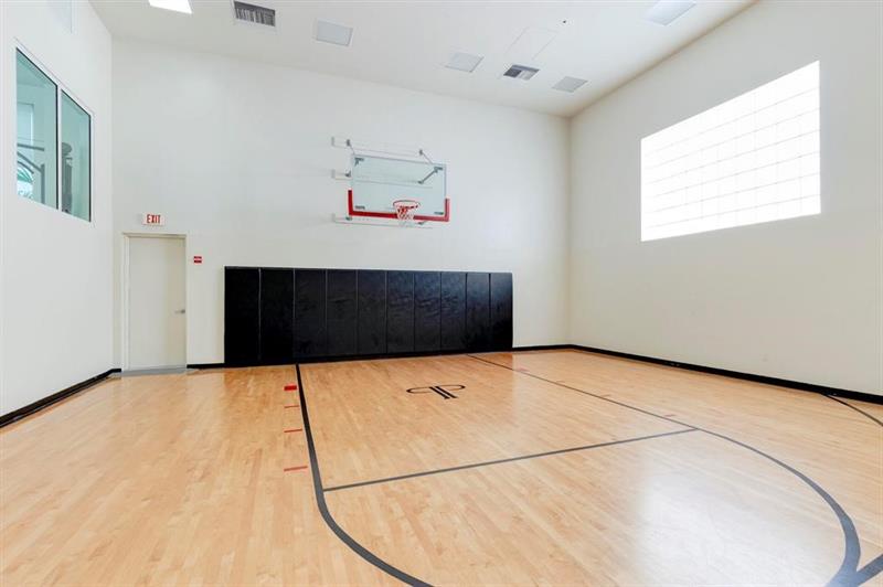 Image 27 of 28 For 99 Mizner Boulevard  403