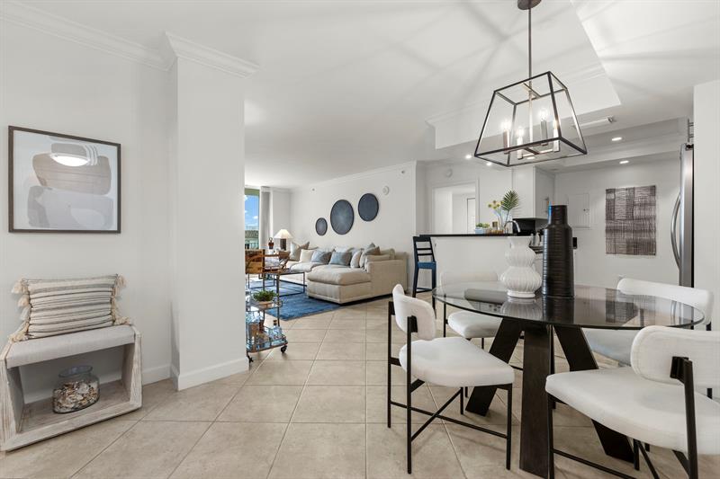 Image 5 of 23 For 99 Mizner Boulevard  403