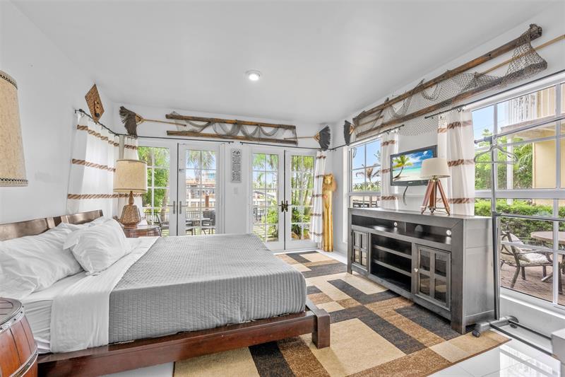 Image 33 of 36 For 2300 Castilla Isle