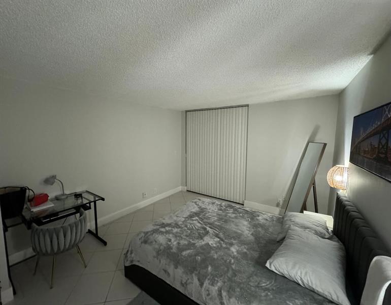 Image 10 of 13 For 3550 Blue Lake Dr  101
